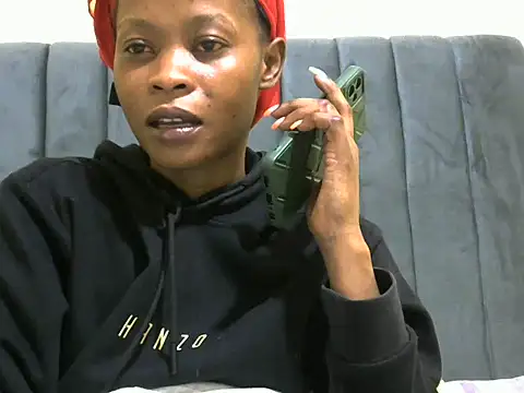 Peggycarter02 online show from 07/05/26, 07:10