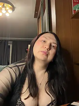 EvaBeautyXxX online show from 06/24/26, 12:20
