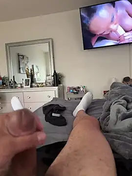 bigdick20101 online show from 07/16/26, 04:46
