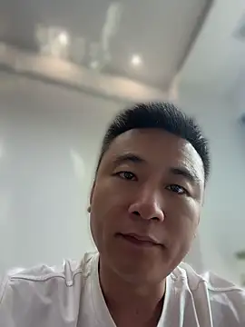 xiaonizi online show from 08/06/26, 06:37