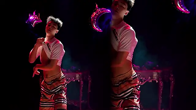 HOT-001 online show from 07/04/26, 12:44