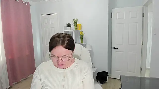 Vika73 online show from 01/30/25, 04:24