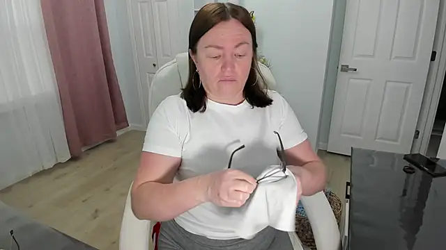 Vika73 online show from 03/01/25, 12:45