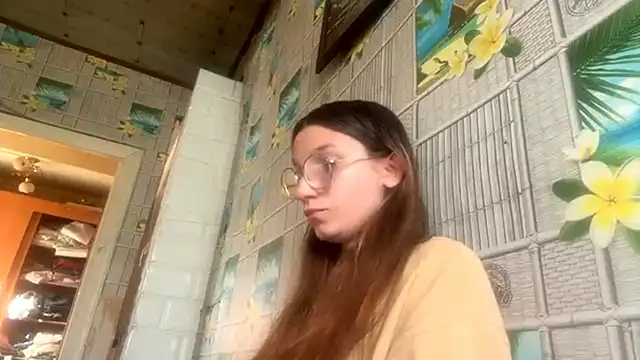 SparkleJebb online show from 05/27/26, 04:26