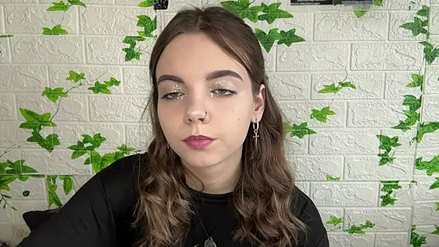 LisaPorse online show from 06/22/26, 02:14