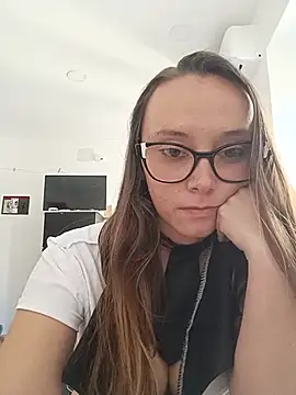 MissDiavoletta online show from 05/17/26, 12:45