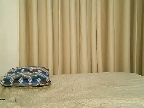 Chocolate vee online show from 07/07/26, 12:24