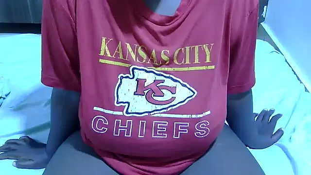 RawHoneyXo- online show from 05/18/26, 03:57