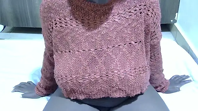 RawHoneyXo- online show from 05/27/26, 04:04
