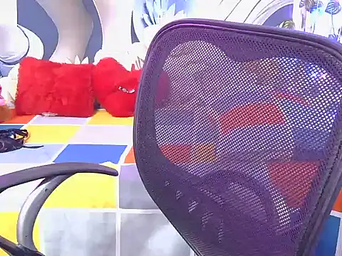 hii-siya online show from 06/25/26, 04:34