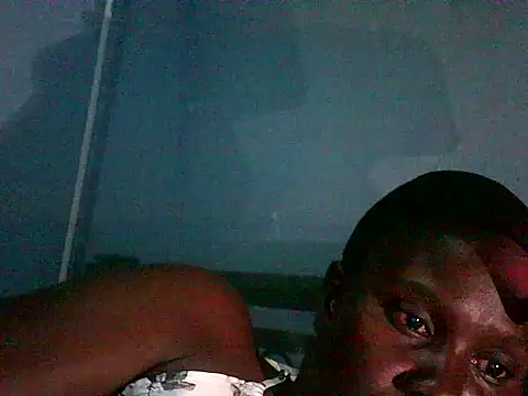 creamyebony5 online show from 05/17/26, 09:11