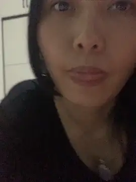 lylxili online show from 05/26/26, 10:11