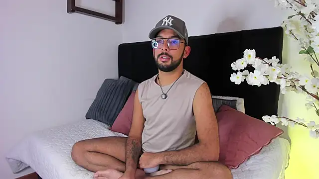 Paulo Dasilva  online show from 06/01/26, 08:43