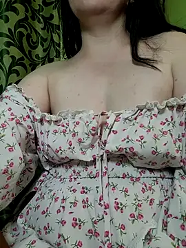 Snapshot of MiaRox chatting on 05/20/26, 07:47 MiaRox online show from 05/20/26, 07:47
