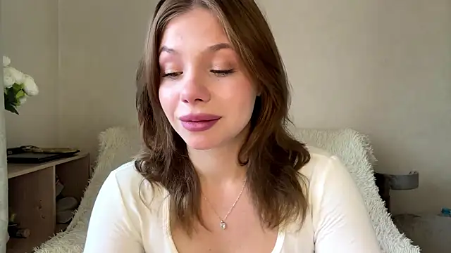Lia be mine online show from 06/02/26, 08:05