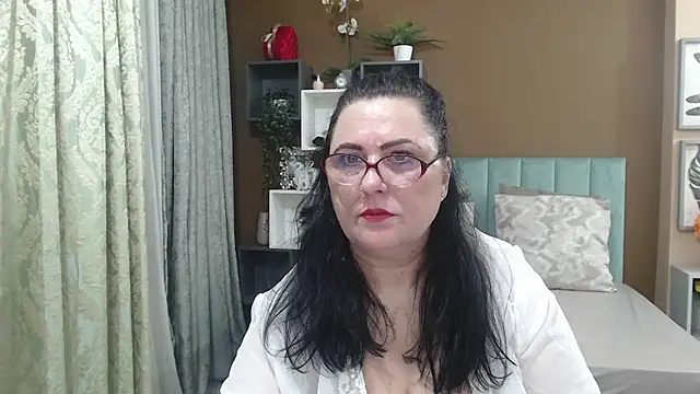 Snapshot of ValerieSmithsx chatting on 05/20/26, 05:57 ValerieSmithsx online show from 05/20/26, 05:57