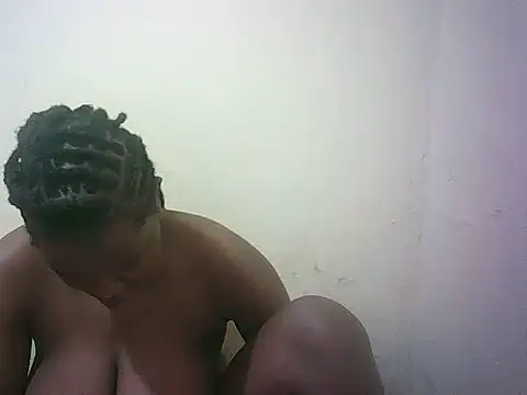 Irresistibleprincess02 online show from 06/08/26, 10:15