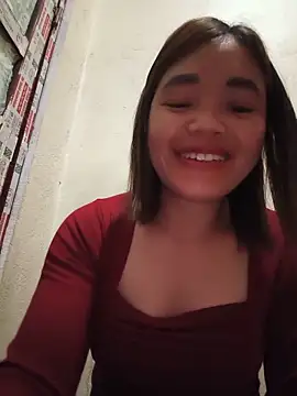 Snapshot of Emma-sin chatting on 05/24/26, 03:00 Emma-sin online show from 05/24/26, 03:00