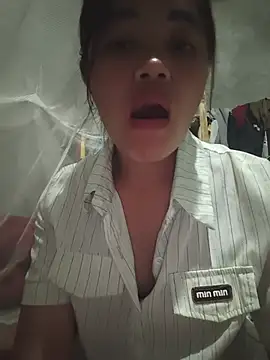Emma-sin online show from 06/19/26, 01:15