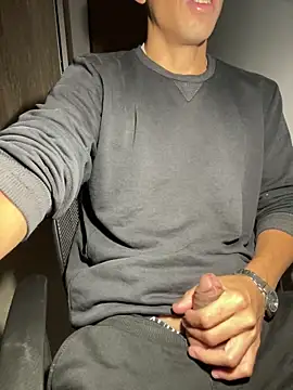 juliofolla online show from 06/01/26, 12:07