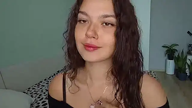 Snapshot of Vicki_queen chatting on 07/08/26, 05:12 Vicki queen online show from 07/08/26, 05:12