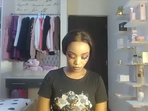 Sexy Babydoll221 online show from 06/18/26, 02:45