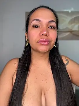 NoahJade online show from 07/10/26, 09:56