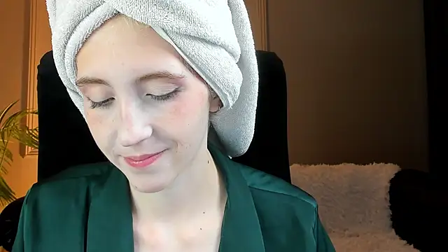 Elen  Moore online show from 07/02/26, 05:24