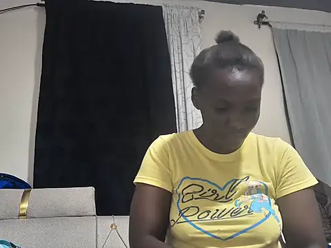 sexyleah25 online show from 07/05/26, 08:16