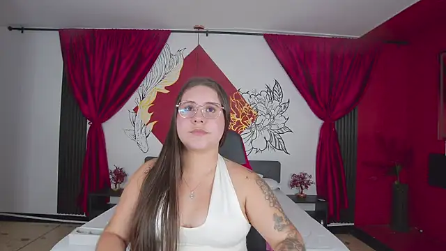 Lia Avalon online show from 06/16/26, 11:35