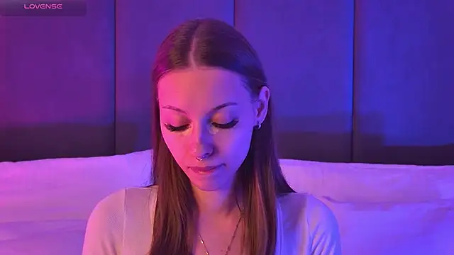JulyOwens online show from 06/12/26, 06:23
