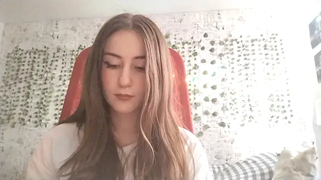 Pollykiss online show from 06/05/26, 01:17
