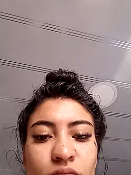 Perla-stone1 online show from 06/14/26, 08:55