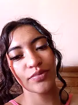 Perla-stone1 online show from 06/21/26, 08:22