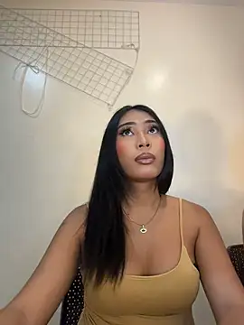 hugecock tamira online show from 06/29/26, 10:15