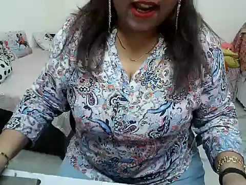 bavleen-kaur online show from 07/13/26, 02:09