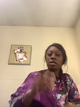 Prettylondond online show from 06/07/26, 04:22