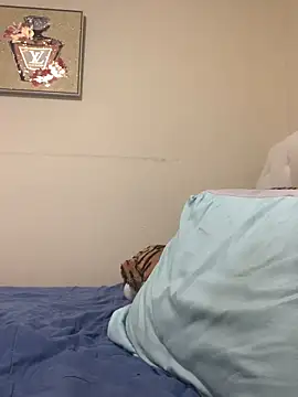 Prettylondond online show from 06/09/26, 04:24
