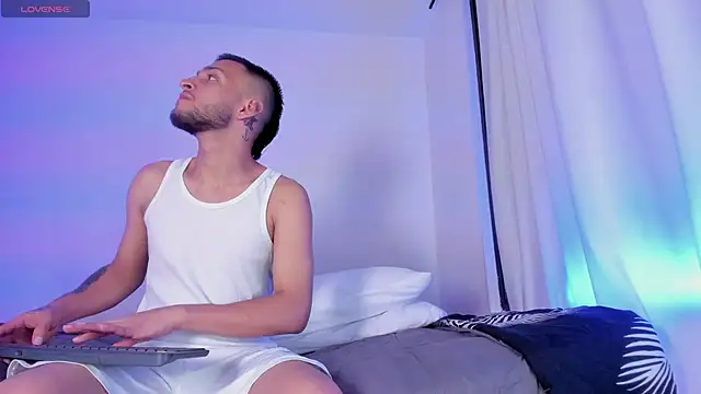  Kevin xxx online show from 11/25/25, 04:56