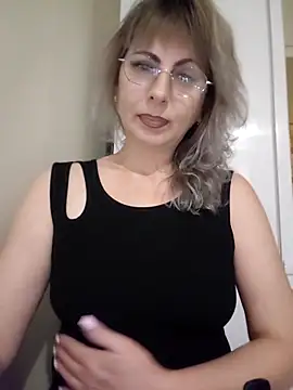 Kitty-MEOWW online show from 06/08/26, 10:21