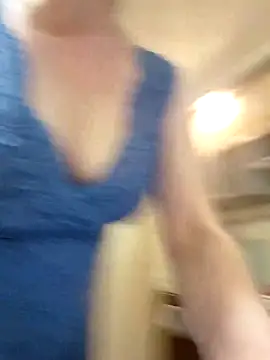 Kitty-MEOWW online show from 06/25/26, 07:51