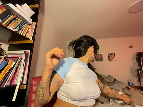 zoe secrets online show from 05/30/26, 05:48