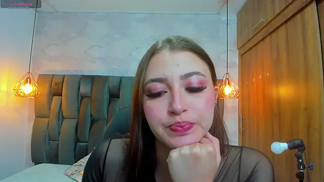 Miel ferrer online show from 05/31/26, 01:29