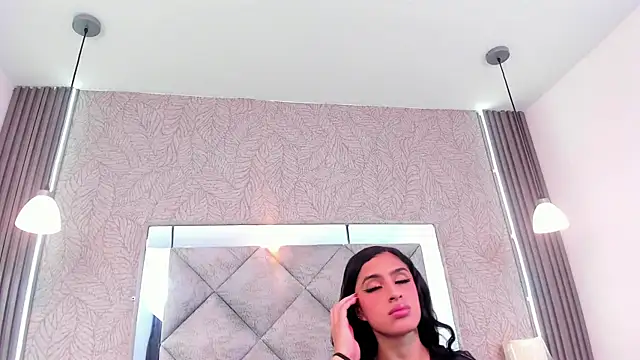 LilithDesire  online show from 06/25/26, 07:07