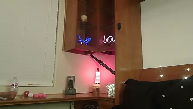 blondebaddiesummer40 online show from 06/25/26, 05:12