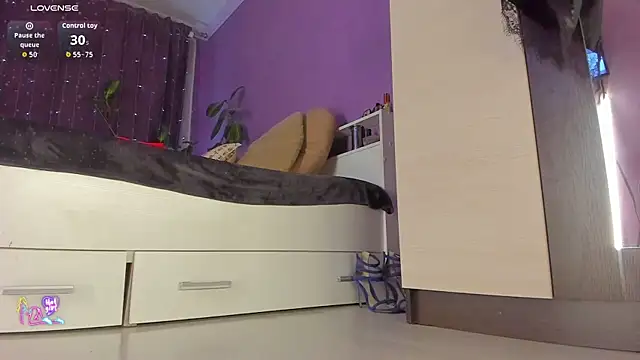 NicolePepper online show from 04/23/26, 01:40