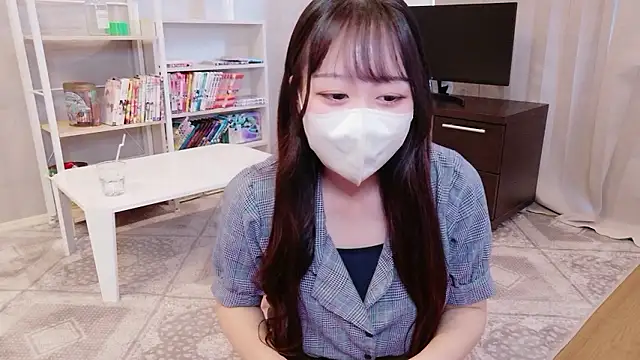 Snapshot of Mei--chan-- chatting on 07/21/26, 04:37 Mei--chan-- online show from 07/21/26, 04:37