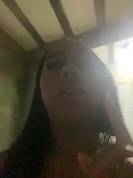 Snapshot of jhenannyy chatting on 05/24/26, 06:51 jhenannyy online show from 05/24/26, 06:51