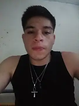 Snapshot of Oliver_LA chatting on 07/23/26, 11:41 Oliver LA online show from 07/23/26, 11:41