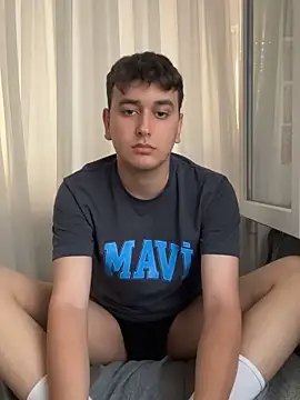 imjustaboyy1 online show from 06/16/26, 04:31